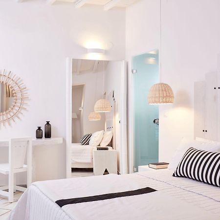 Mr. And Mrs. White Paros - Small Luxury Hotels Of The World Exterior foto